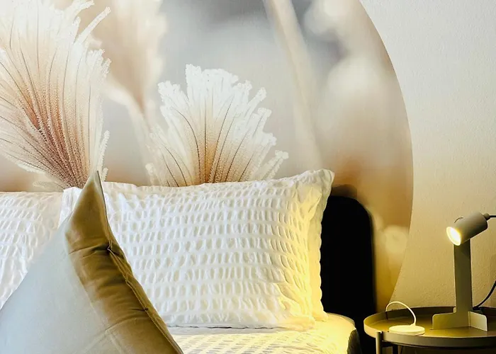 아파트 Crops 14 *